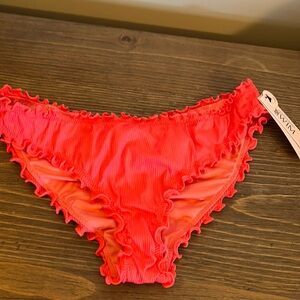 NWT Victoria’s Secret Cheeky Bikini Bottoms Size Small